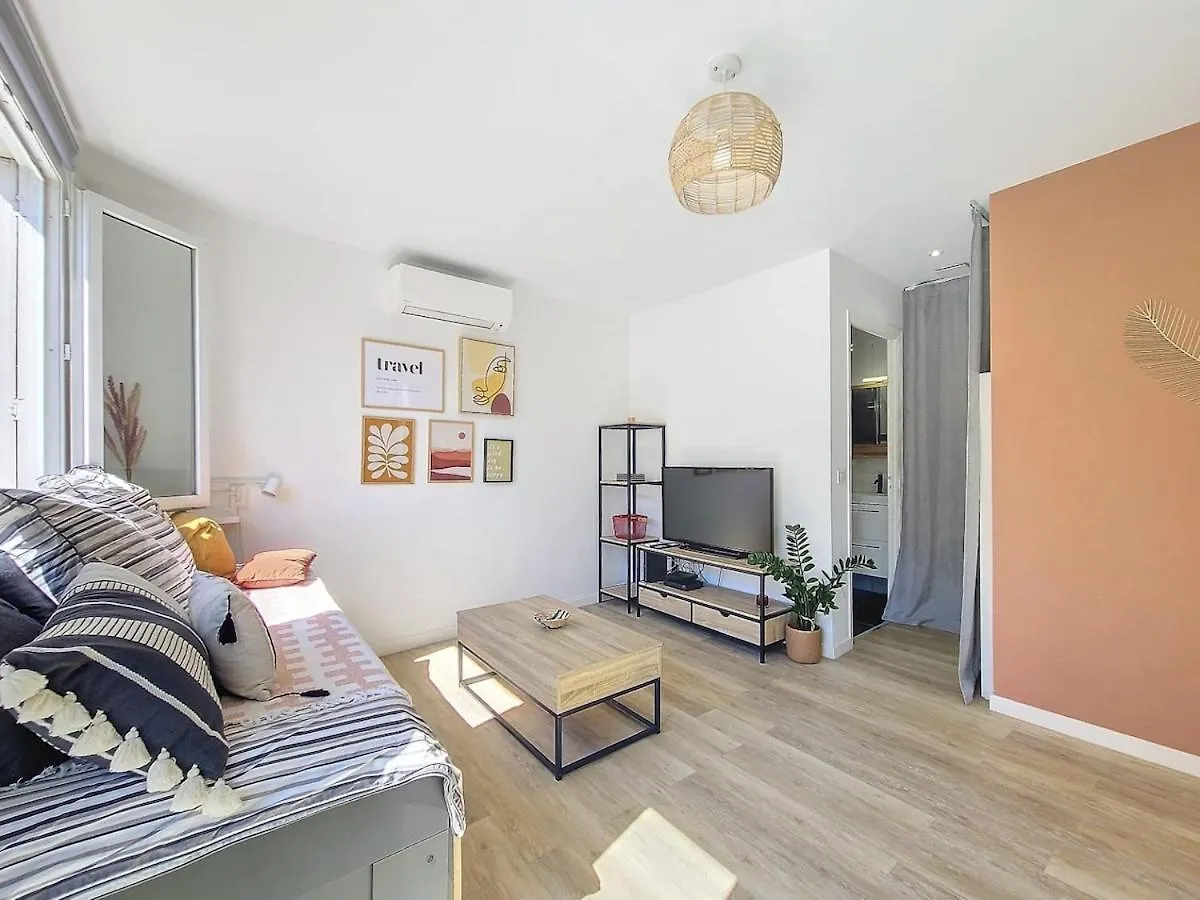 Studio Toit Terrasse Vue Mer Sea View Nice 0*,  France