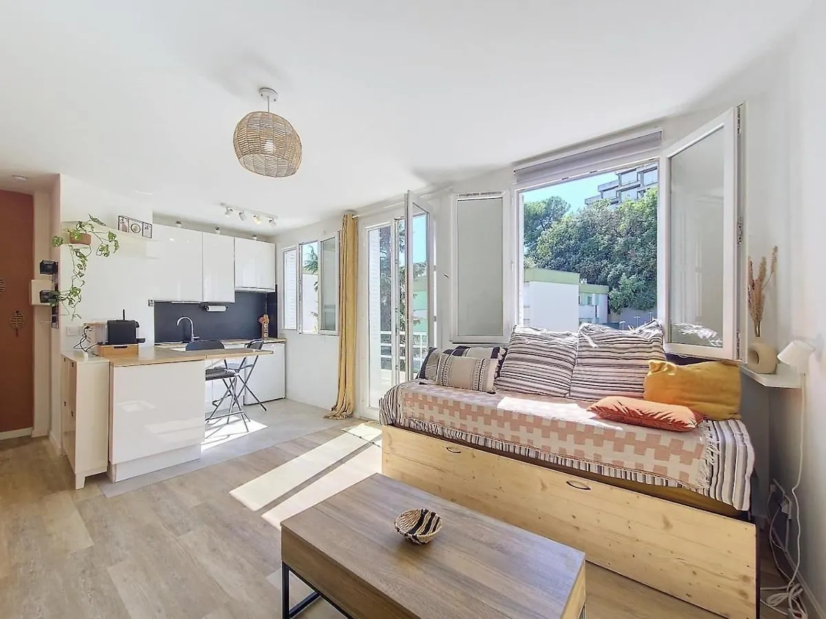 Studio Toit Terrasse Vue Mer Sea View Nice 0*,  France